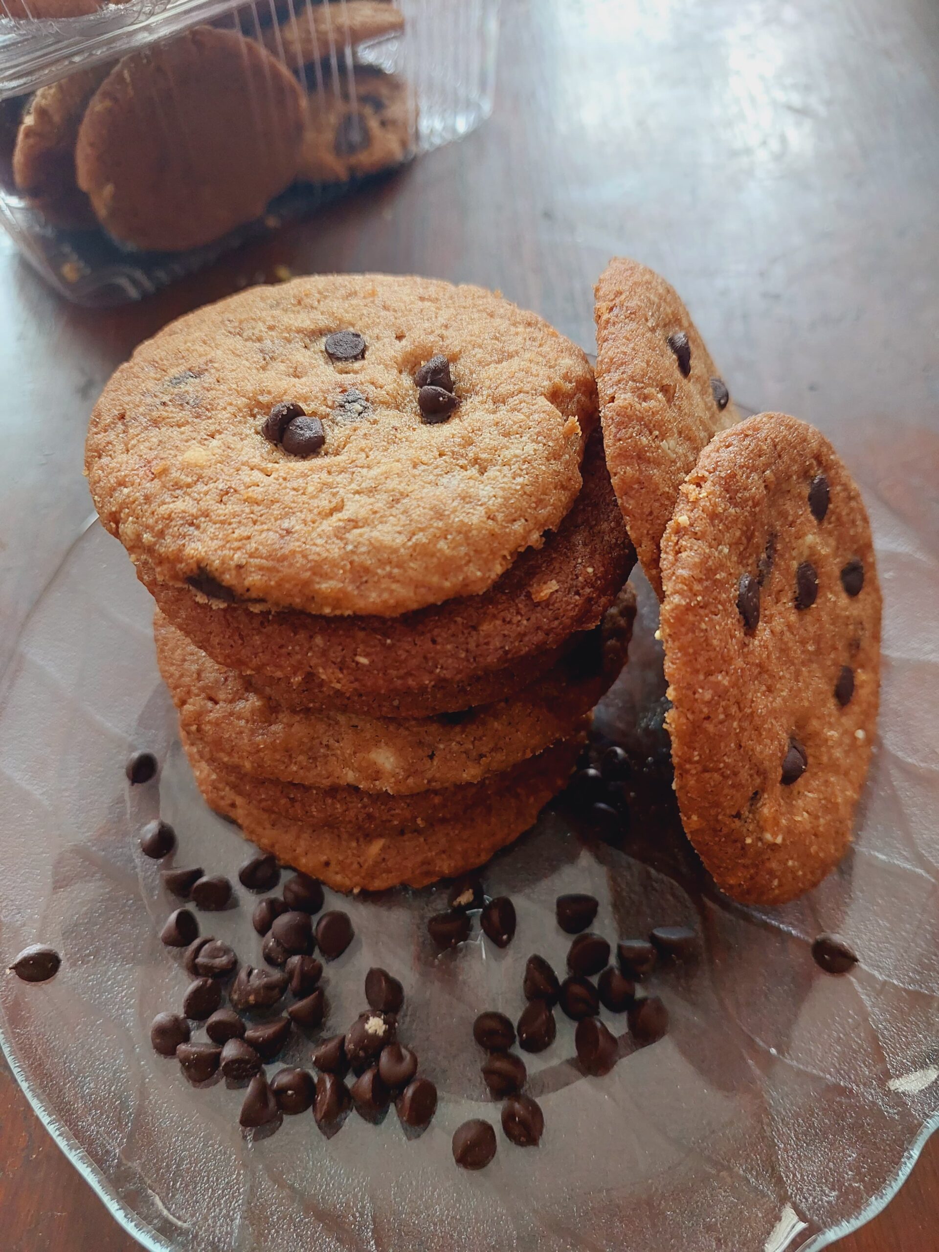 Almond Flour Chocolate Chip Cookies